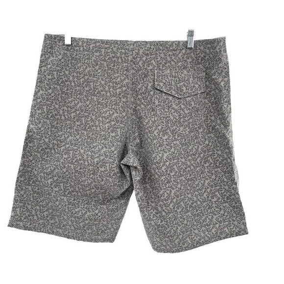 Maresia Men's Bermuda Board Shorts Gray Floral Stripe Size 48 US size 38 Casual - Picture 2 of 8